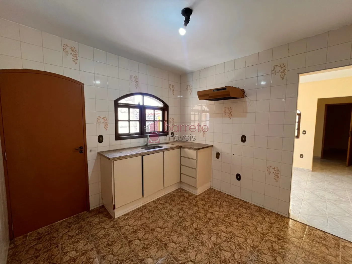 CASA COM EDÍCULA PARA VENDA E LOCAÇÃO NO BAIRRO VILA MARINGÁ – JUNDIAÍ/SP