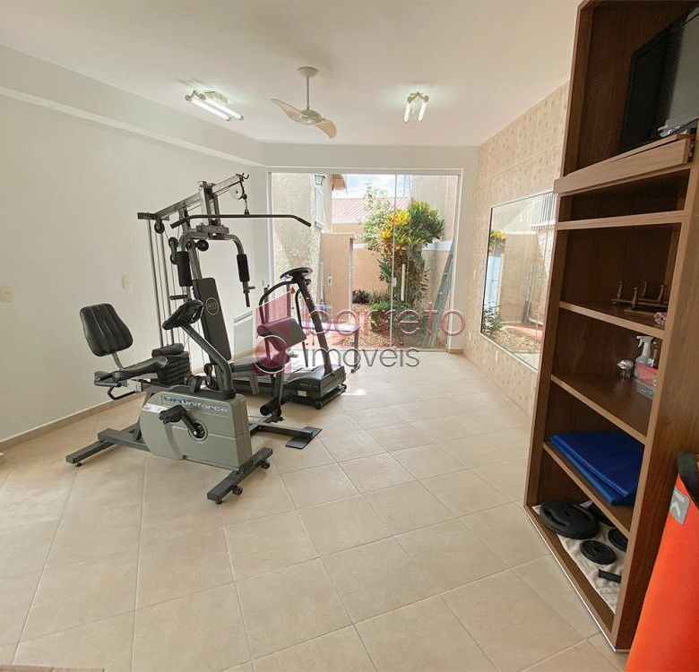 CASA TÉRREA A VENDA NO BAIRRO VILA VIANELO – JUNDIAÍ/SP