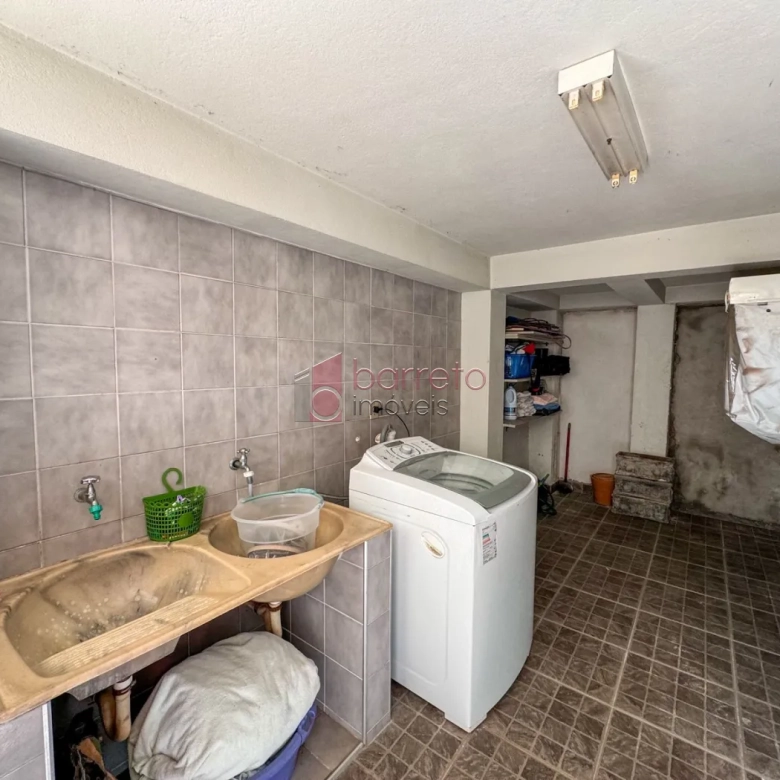 CASA SOBRADO COM 04 DORMITÓRIOS À VENDA NO BAIRRO JARDIM DAS CARPAS – JUNDIAÍ/SP