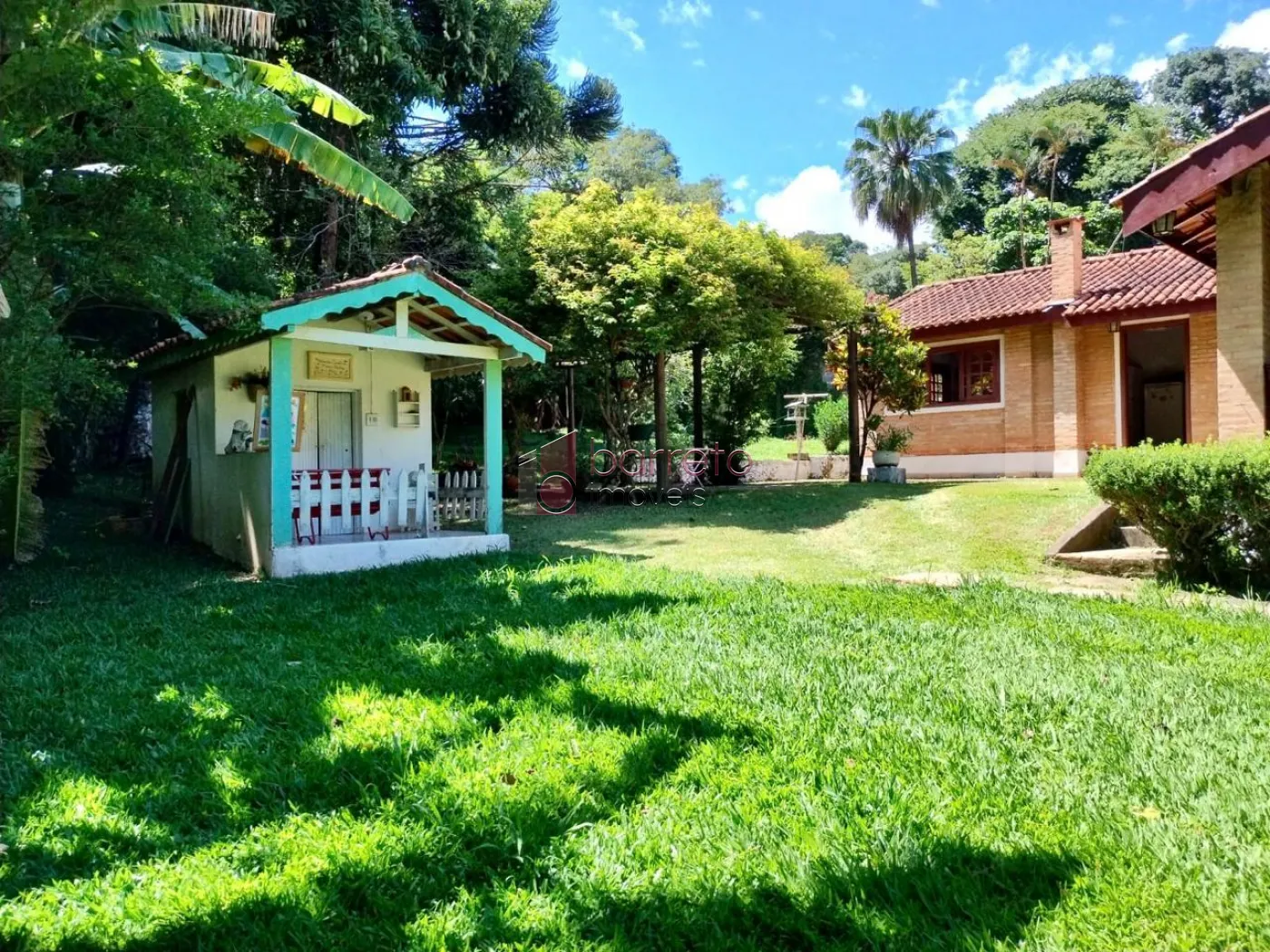 CHÁCARA COM 04 SUÍTES À VENDA NO BAIRRO CAXAMBU – JUNDIAÍ/SP