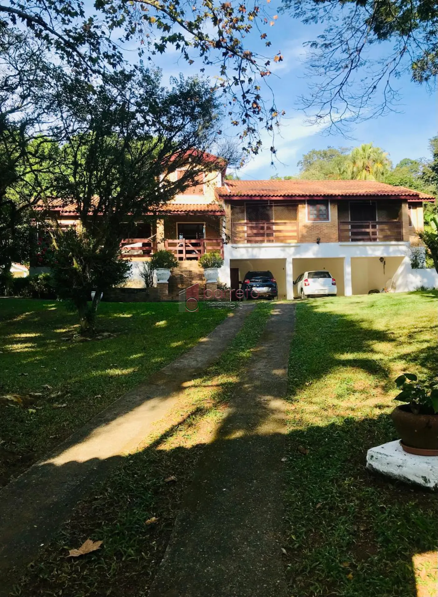 CHÁCARA COM 04 SUÍTES À VENDA NO BAIRRO CAXAMBU – JUNDIAÍ/SP