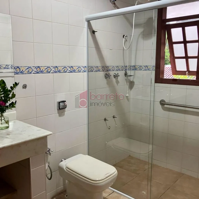 CHÁCARA COM 04 SUÍTES À VENDA NO BAIRRO CAXAMBU – JUNDIAÍ/SP