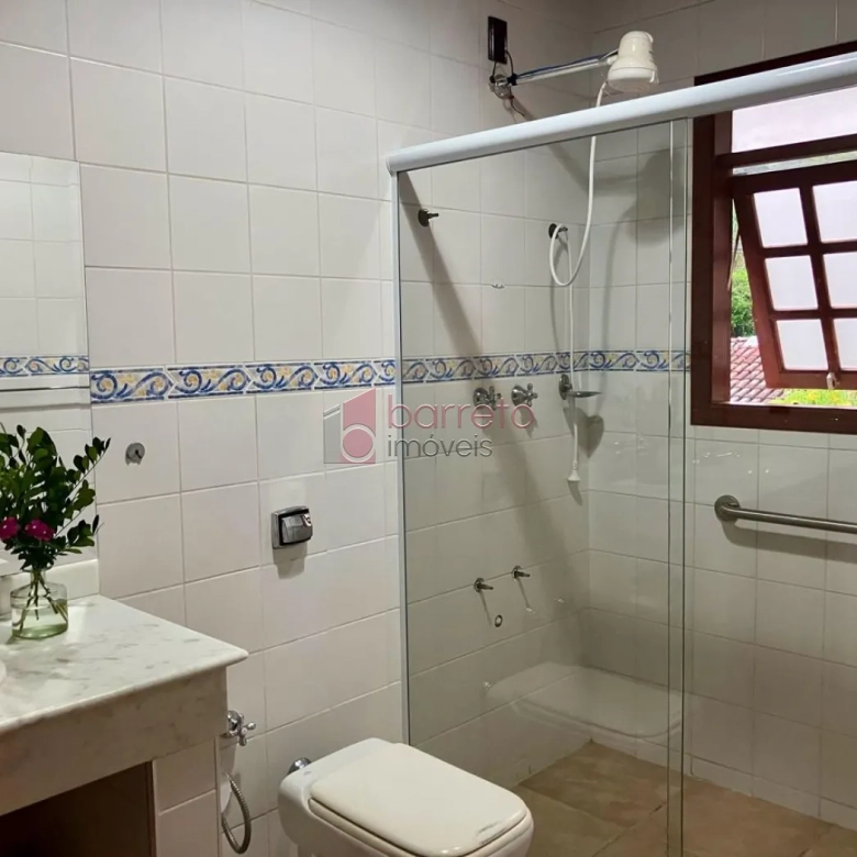 CHÁCARA COM 04 SUÍTES À VENDA NO BAIRRO CAXAMBU – JUNDIAÍ/SP