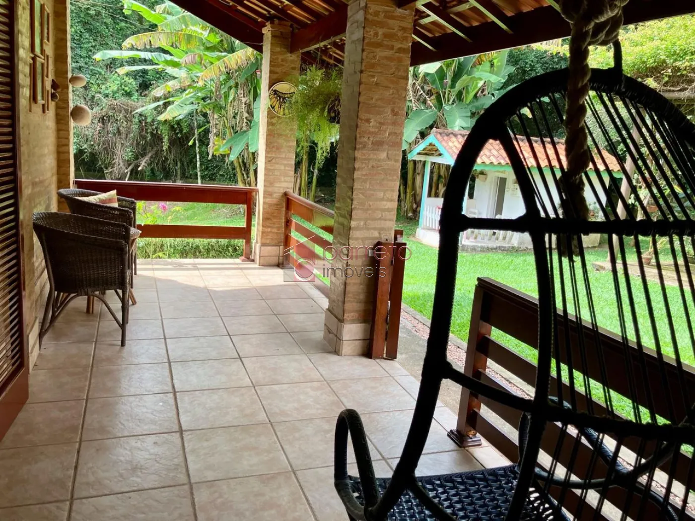 CHÁCARA COM 04 SUÍTES À VENDA NO BAIRRO CAXAMBU – JUNDIAÍ/SP