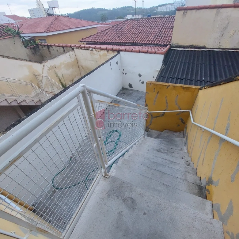 SOBRADO COMERCIAL PARA LOCAÇÃO NO CENTRO – JUNDIAÍ/SP