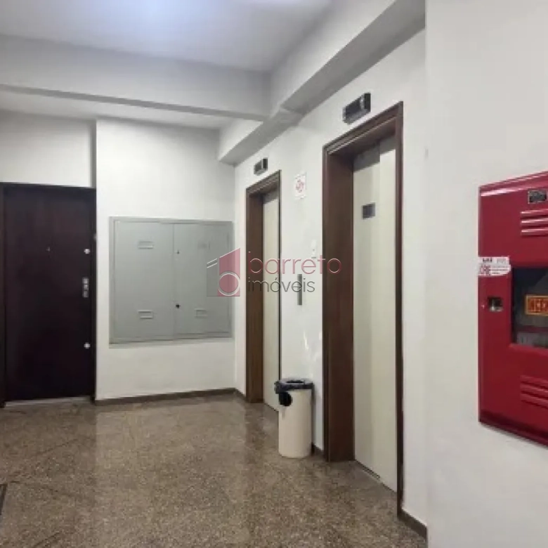 SALA COMERCIAL PARA VENDA E LOCAÇÃO NO EDIFÍCIO PALÁCIO DO COMÉRCIO NO CENTRO – JUNDIAÍ/SP