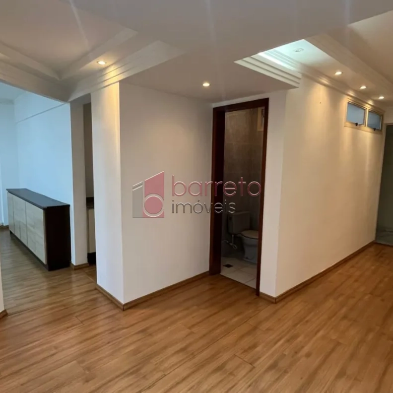 SALA COMERCIAL PARA VENDA E LOCAÇÃO NO EDIFÍCIO SANTA ÂNGELA – JUNDIAÍ/SP