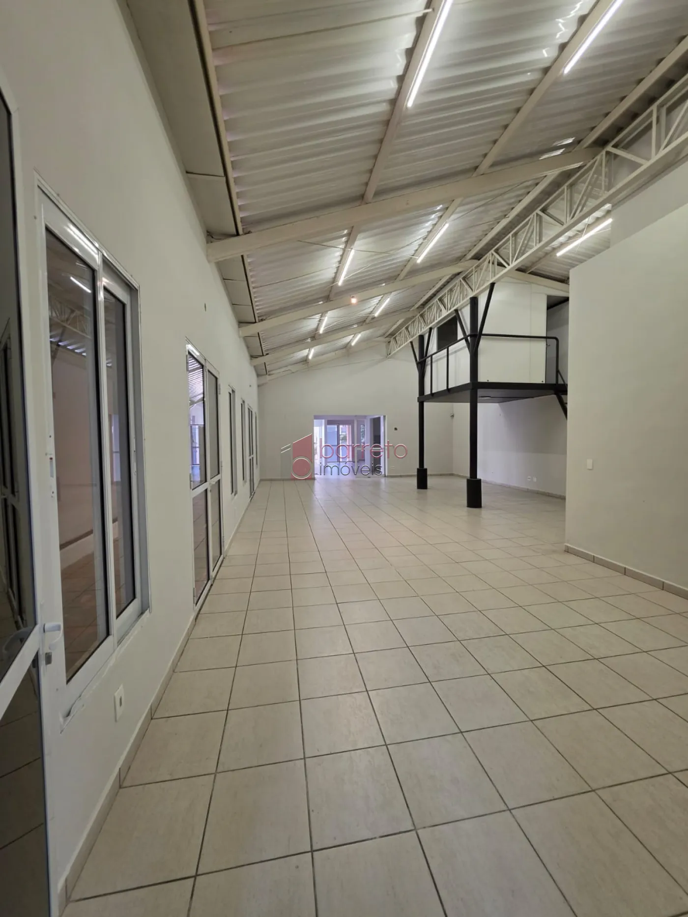 SALÃO COMERCIAL PARA VENDA NA PONTE SÃO JOÃO – JUNDIAÍ/SP