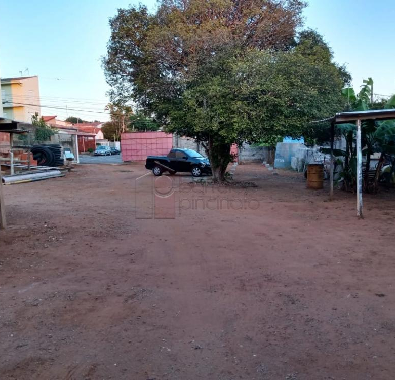 Comercial Terreno em Jundiaí