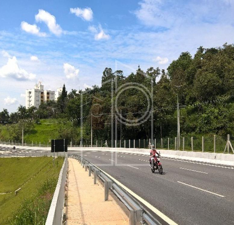 AREA PARA VENDA FINAL AVENIDA NOVE DE JULHO TREVO DA ANHANGUERA JUNDIAI SP