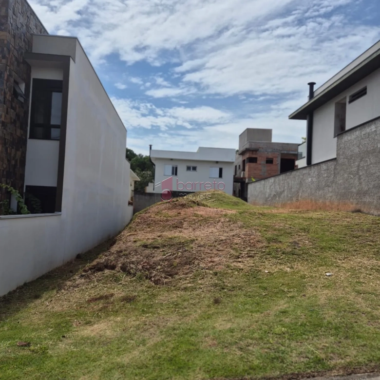 TERRENO À VENDA NO CONDOMÍNIO RESIDENCIAL DOS IPÊS – BAIRRO ENGORDADOURO – JUNDIAÍ/SP