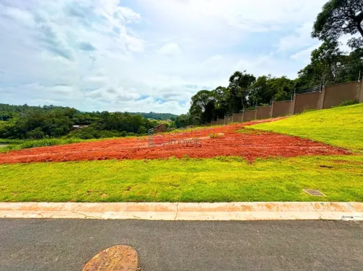 ÓTIMO TERRENO PARA VENDA NO CONDOMÍNIO TAMBORÉ JUNDIAÍ – JUNDIAÍ/SP