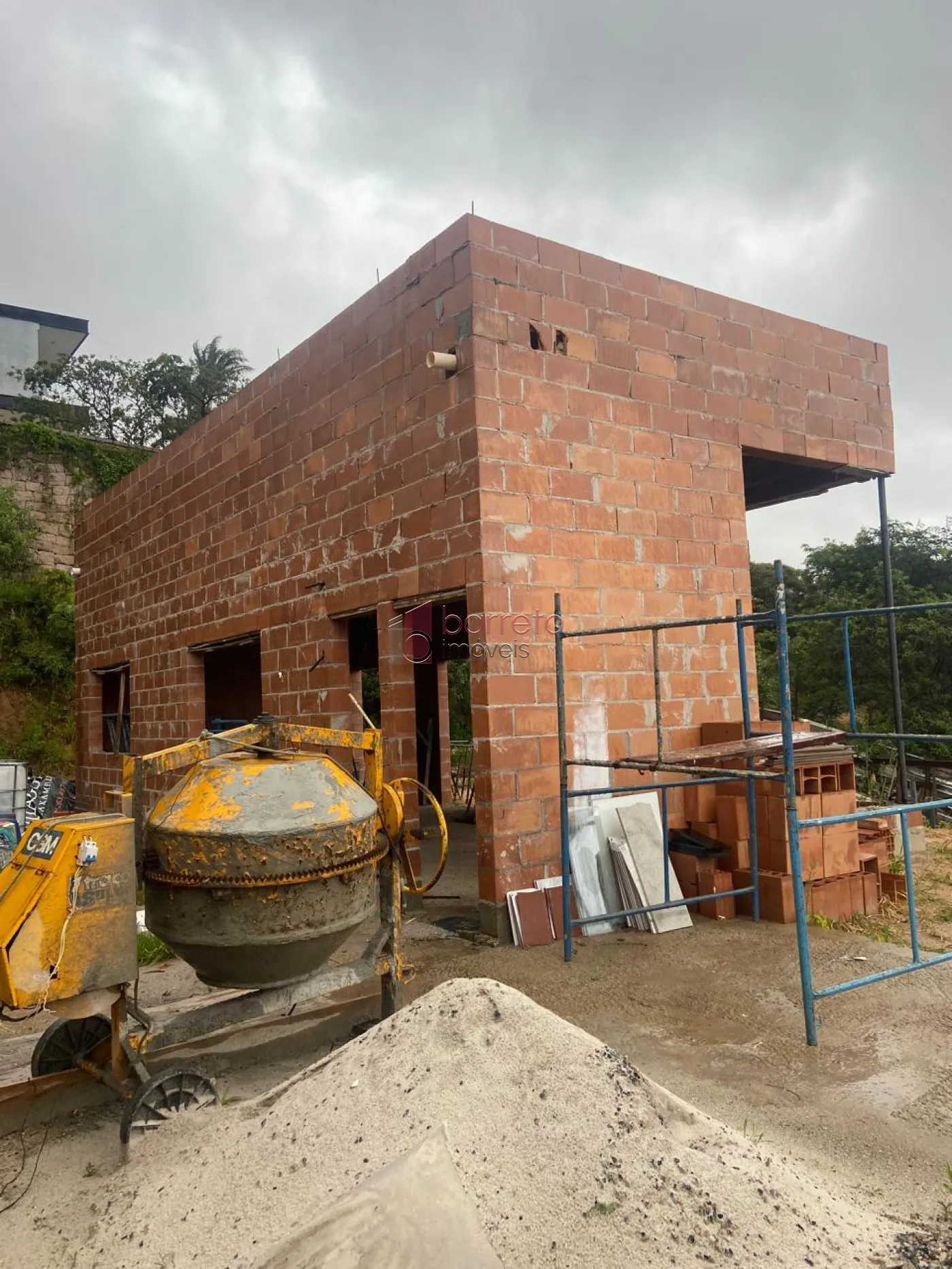 CASA EM CONSTRUÇÃO PARA VENDA NO CONDOMÍNIO PORTAL DA COLINA – JUNDIAÍ/SP