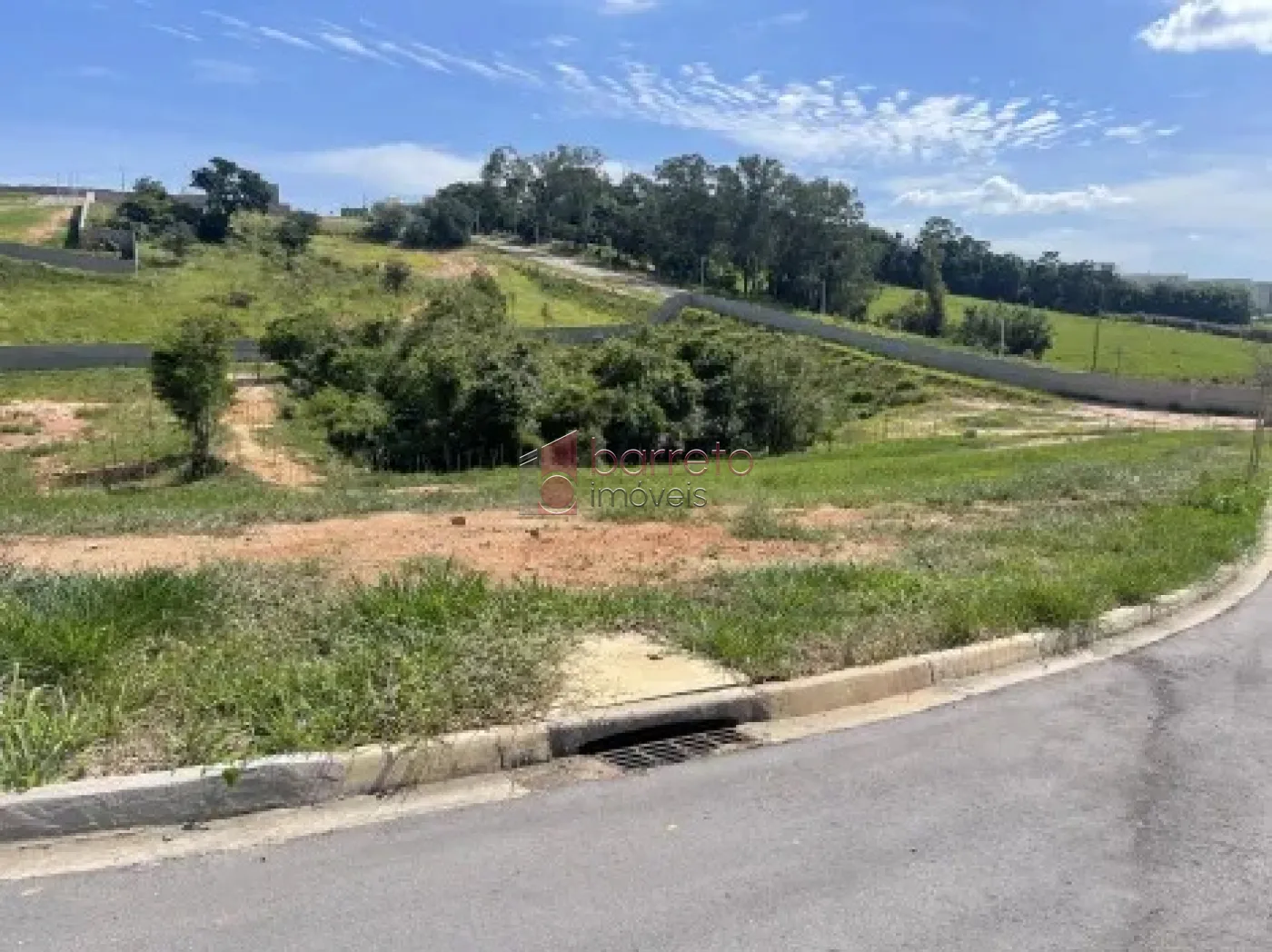 TERRENO À VENDA NO CONDOMÍNIO RESIDENCIAL LAGO AZUL – JUNDIAÍ/SP