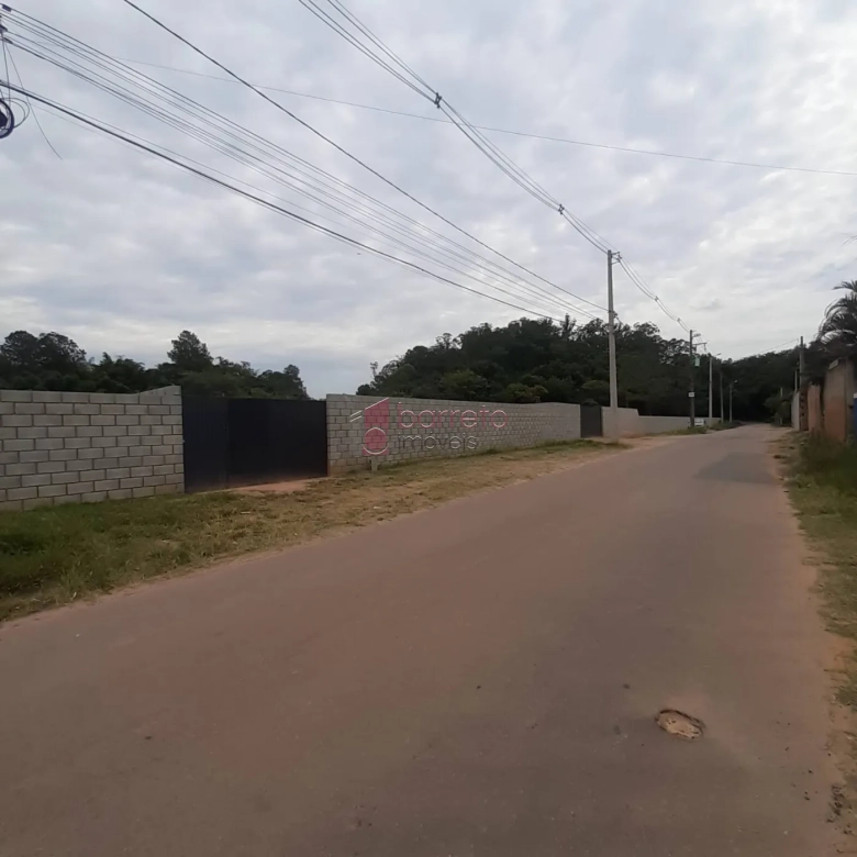 TERRENO À VENDA NO PARQUE CENTENÁRIO, DIVISA COM O HORTO FLORESTAL EM JUNDIAÍ/SP