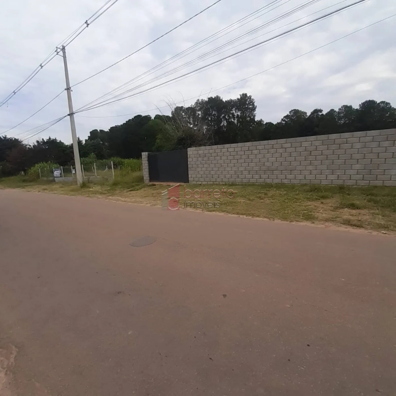 TERRENO À VENDA NO PARQUE CENTENÁRIO, DIVISA COM O HORTO FLORESTAL EM JUNDIAÍ/SP