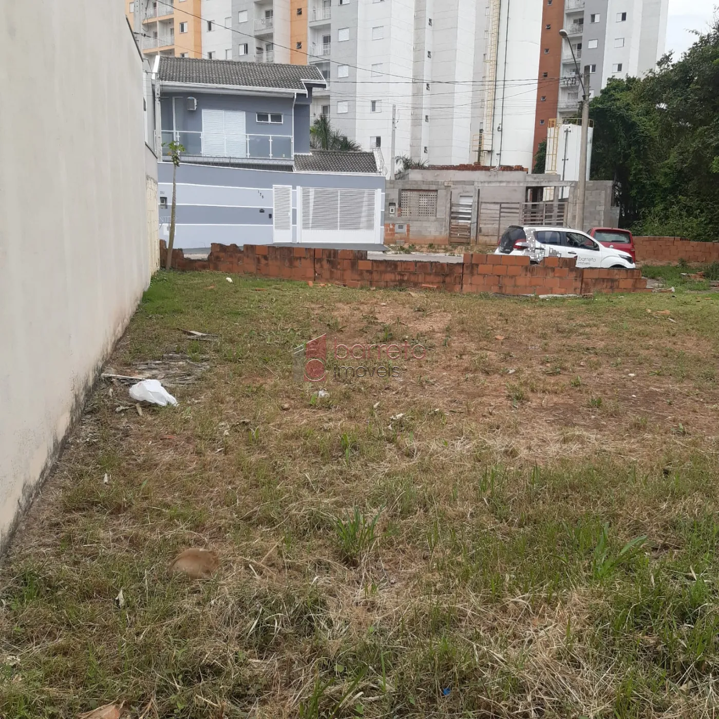 TERRENO À VENDA LOCALIZADO NO BAIRRO RESIDENCIAL SANTA GIOVANA, NA CIDADE DE JUNDIAÍ.