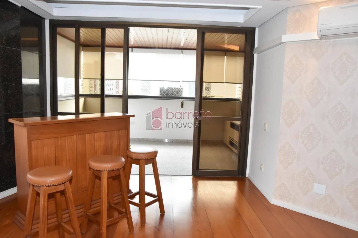 APARTAMENTO PARA VENDA E LOCAÇÃO NO CONDOMÍNIO PORTAL DO ANHANGABAÚ – JUNDIAÍ/SP