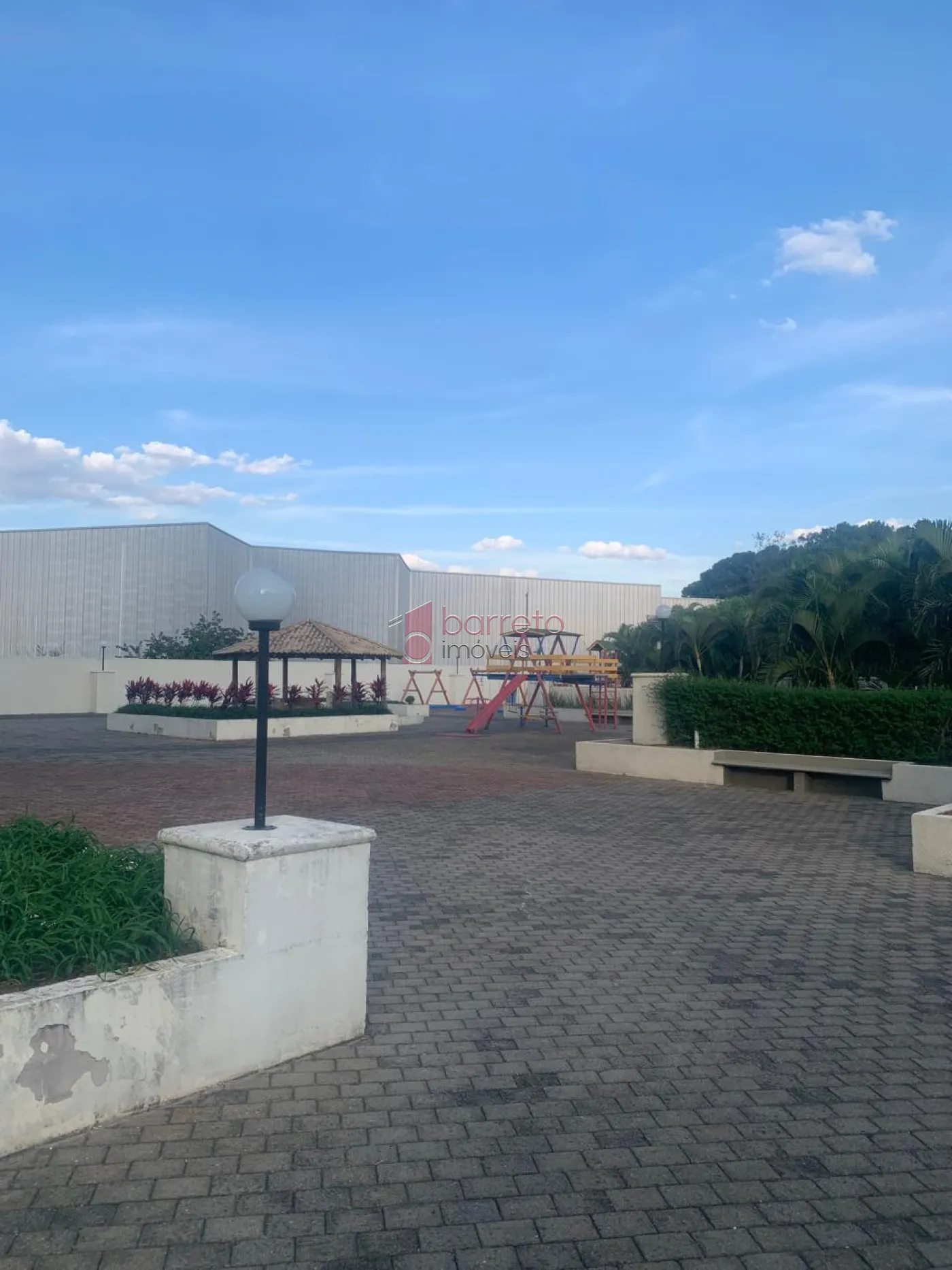 APARTAMENTO À VENDA NO CONDOMÍNIO SÃO FRANCISCO DE ASSIS NO BAIRRO DO RETIRO EM JUNDIAÍ/SP