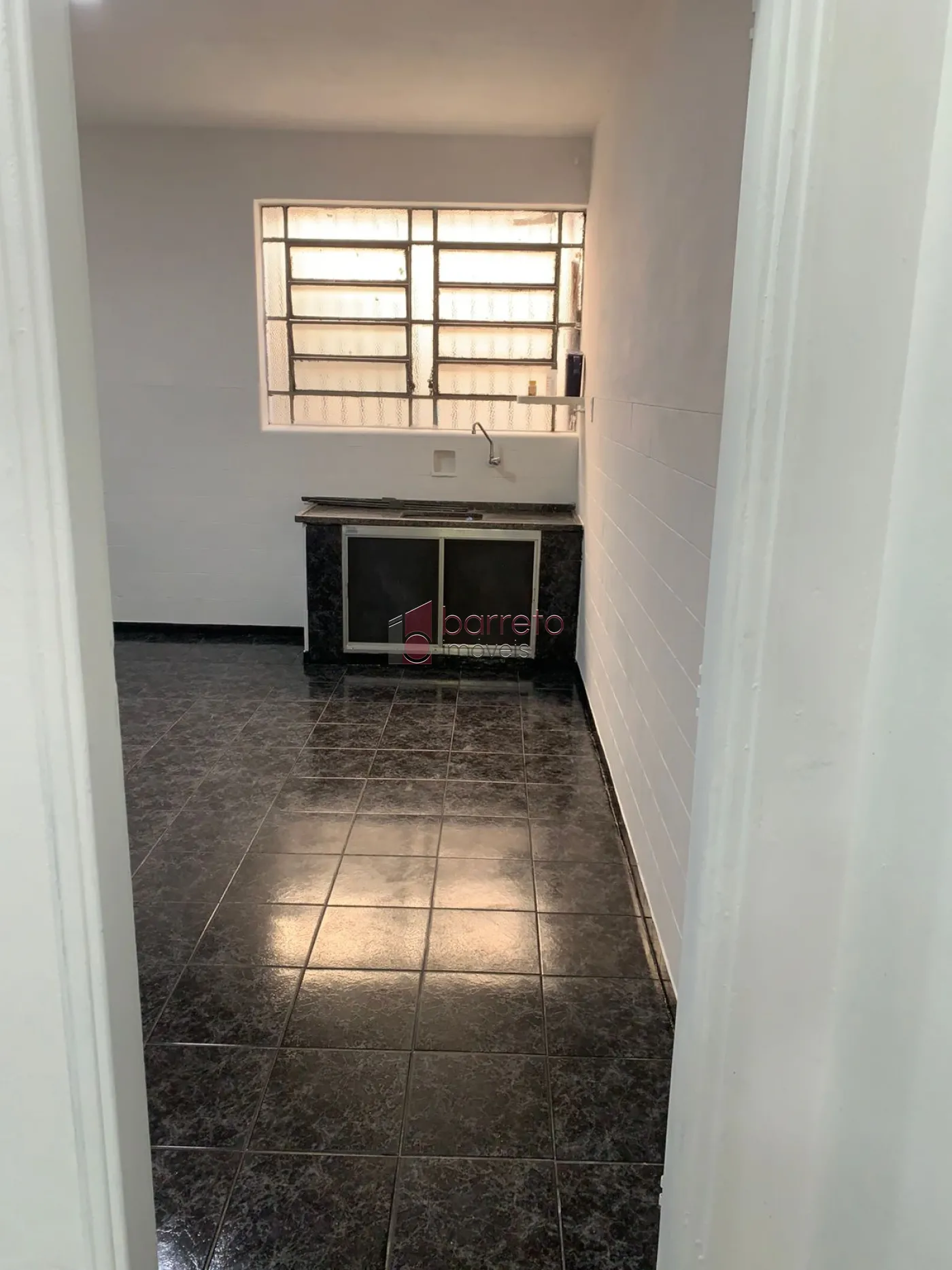 SALA COMERCIAL PARA LOCAÇÃO NO BAIRRO VILA BOAVENTURA – JUNDIAÍ/SP