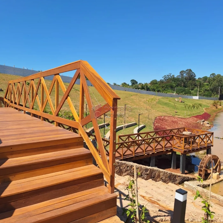 TERRENO DE ESQUINA PARA VENDA NO CONDOMÍNIO APPLAUSI VILLAGGIO ENGORDADOURO – JUNDIAÍ/SP