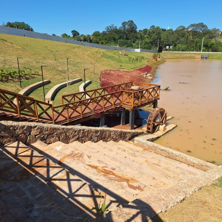 TERRENO DE ESQUINA PARA VENDA NO CONDOMÍNIO APPLAUSI VILLAGGIO ENGORDADOURO – JUNDIAÍ/SP