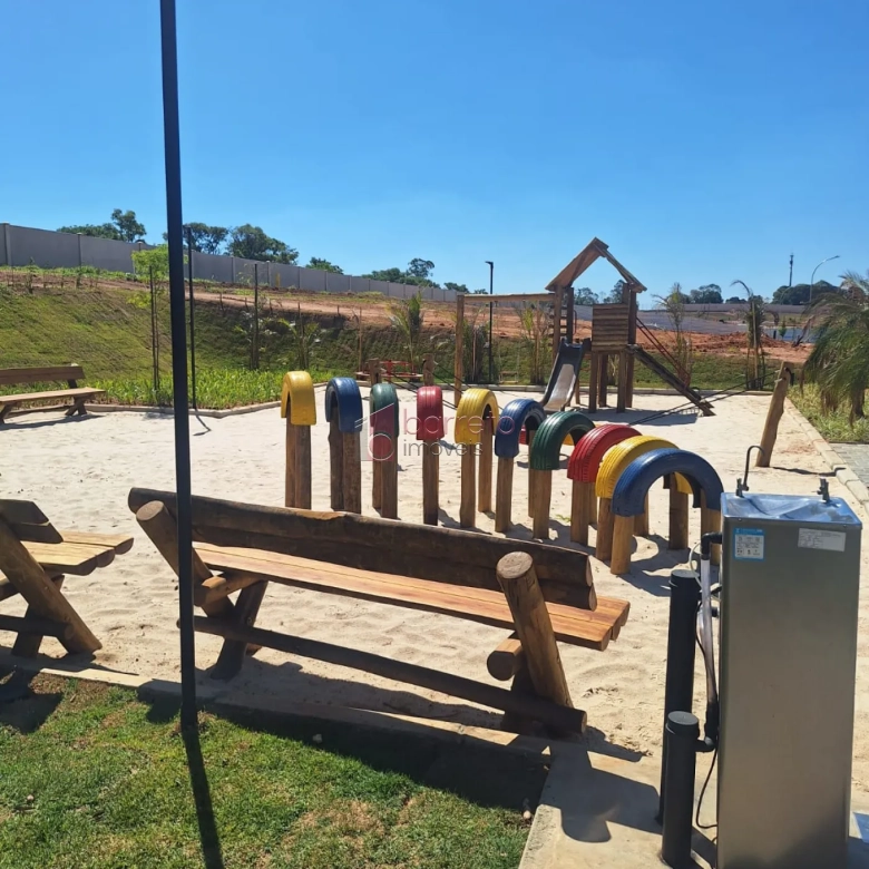 TERRENO DE ESQUINA PARA VENDA NO CONDOMÍNIO APPLAUSI VILLAGGIO ENGORDADOURO – JUNDIAÍ/SP