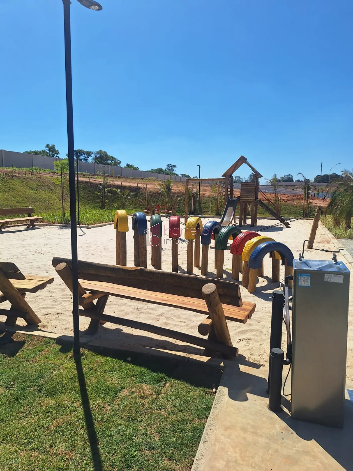 TERRENO DE ESQUINA PARA VENDA NO CONDOMÍNIO APPLAUSI VILLAGGIO ENGORDADOURO – JUNDIAÍ/SP