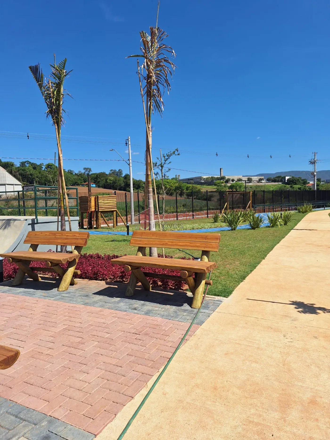 TERRENO DE ESQUINA PARA VENDA NO CONDOMÍNIO APPLAUSI VILLAGGIO ENGORDADOURO – JUNDIAÍ/SP