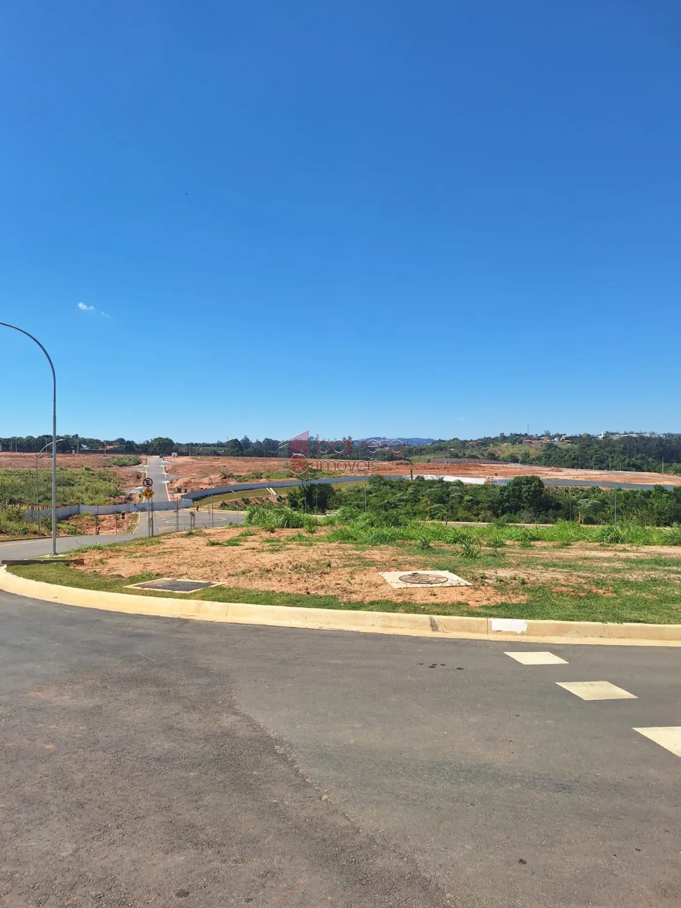 TERRENO DE ESQUINA PARA VENDA NO CONDOMÍNIO APPLAUSI VILLAGGIO ENGORDADOURO – JUNDIAÍ/SP