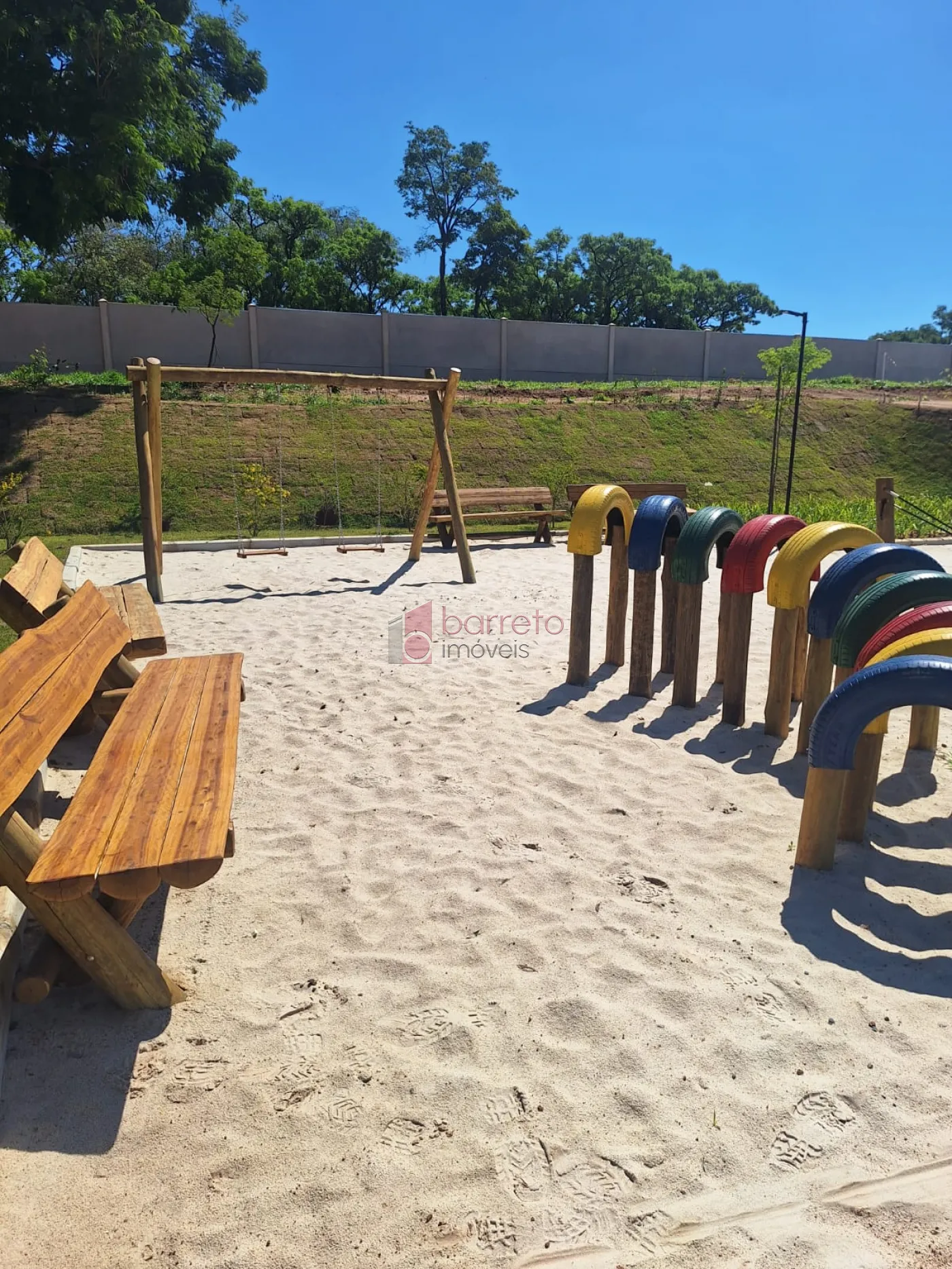 TERRENO DE ESQUINA PARA VENDA NO CONDOMÍNIO APPLAUSI VILLAGGIO ENGORDADOURO – JUNDIAÍ/SP