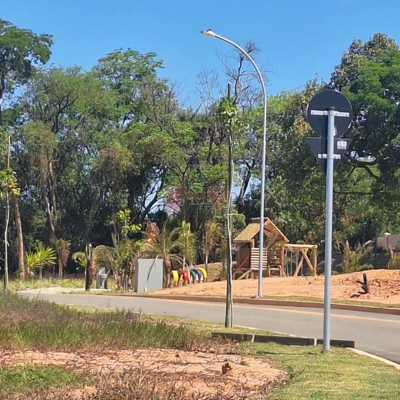 TERRENO DE ESQUINA PARA VENDA NO CONDOMÍNIO APPLAUSI VILLAGGIO ENGORDADOURO – JUNDIAÍ/SP