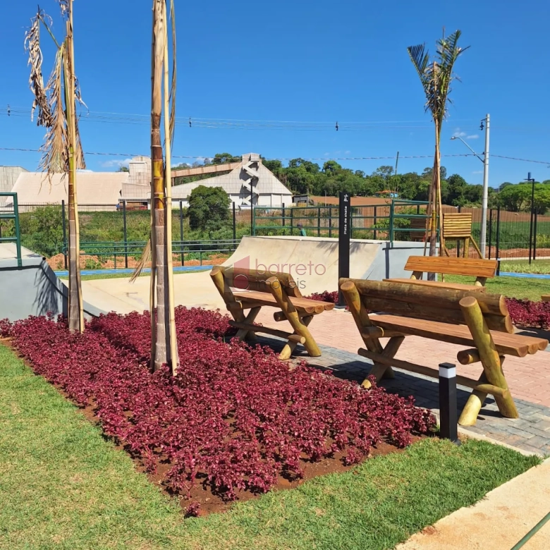 TERRENO DE ESQUINA PARA VENDA NO CONDOMÍNIO APPLAUSI VILLAGGIO ENGORDADOURO – JUNDIAÍ/SP