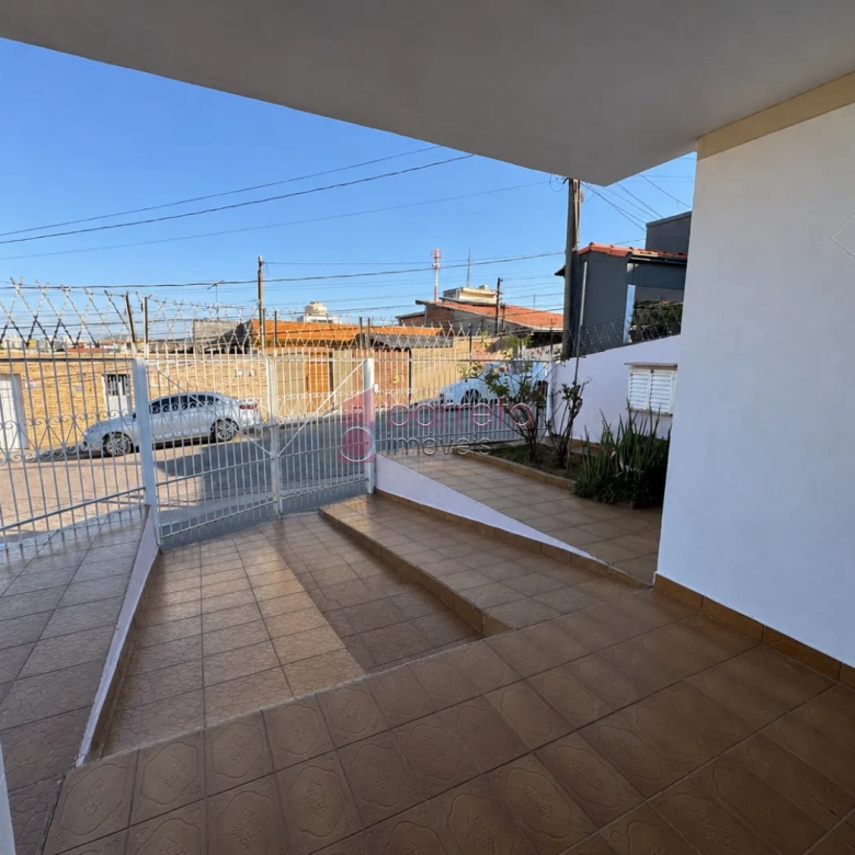 CASA TÉRREA COM EDÍCULA PARA VENDA NO BAIRRO VILA MARLENE – JUNDIAÍ/SP