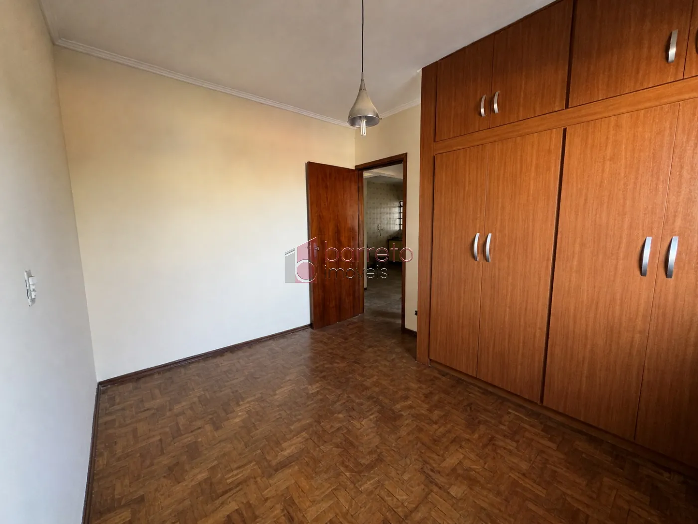 CASA TÉRREA COM EDÍCULA PARA VENDA NO BAIRRO VILA MARLENE – JUNDIAÍ/SP