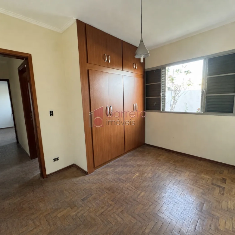 CASA TÉRREA COM EDÍCULA PARA VENDA NO BAIRRO VILA MARLENE – JUNDIAÍ/SP