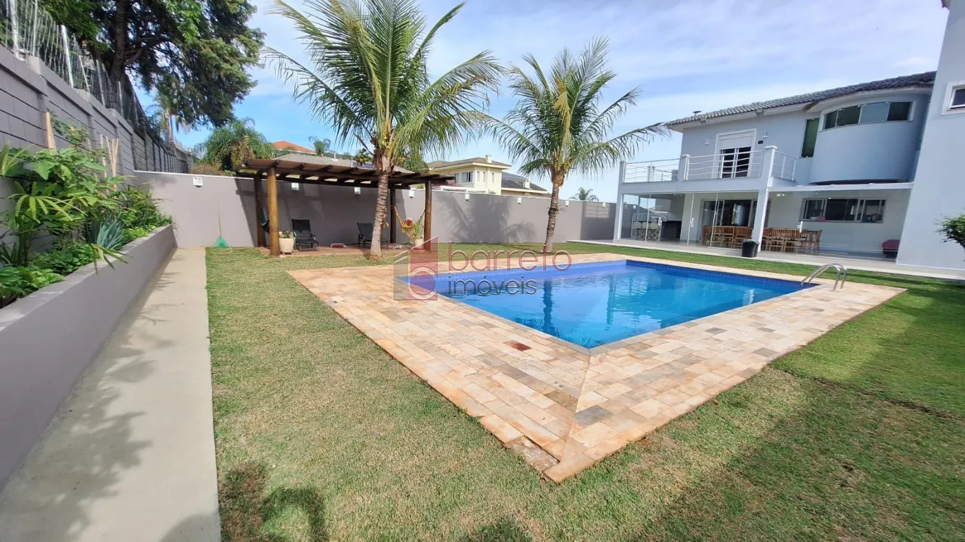 SOBRADO MOBILIADO PARA VENDA E LOCAÇÃO NO CONDOMÍNIO TERRAS DE SÃO CARLOS – JUNDIAÍ/SP