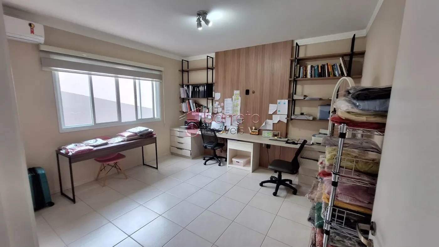 SOBRADO MOBILIADO PARA VENDA E LOCAÇÃO NO CONDOMÍNIO TERRAS DE SÃO CARLOS – JUNDIAÍ/SP