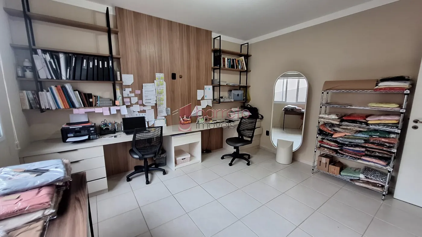 SOBRADO MOBILIADO PARA VENDA E LOCAÇÃO NO CONDOMÍNIO TERRAS DE SÃO CARLOS – JUNDIAÍ/SP
