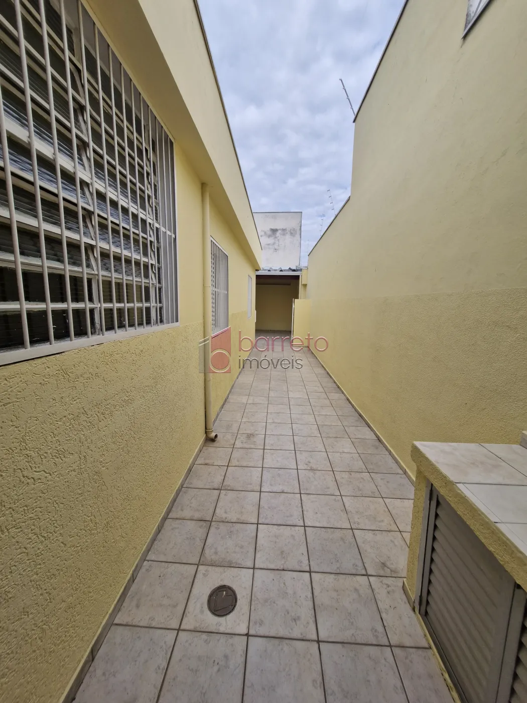 CASA TÉRREA PARA VENDA E LOCAÇÃO NO JARDIM MERCI II – JUNDIAÍ/SP