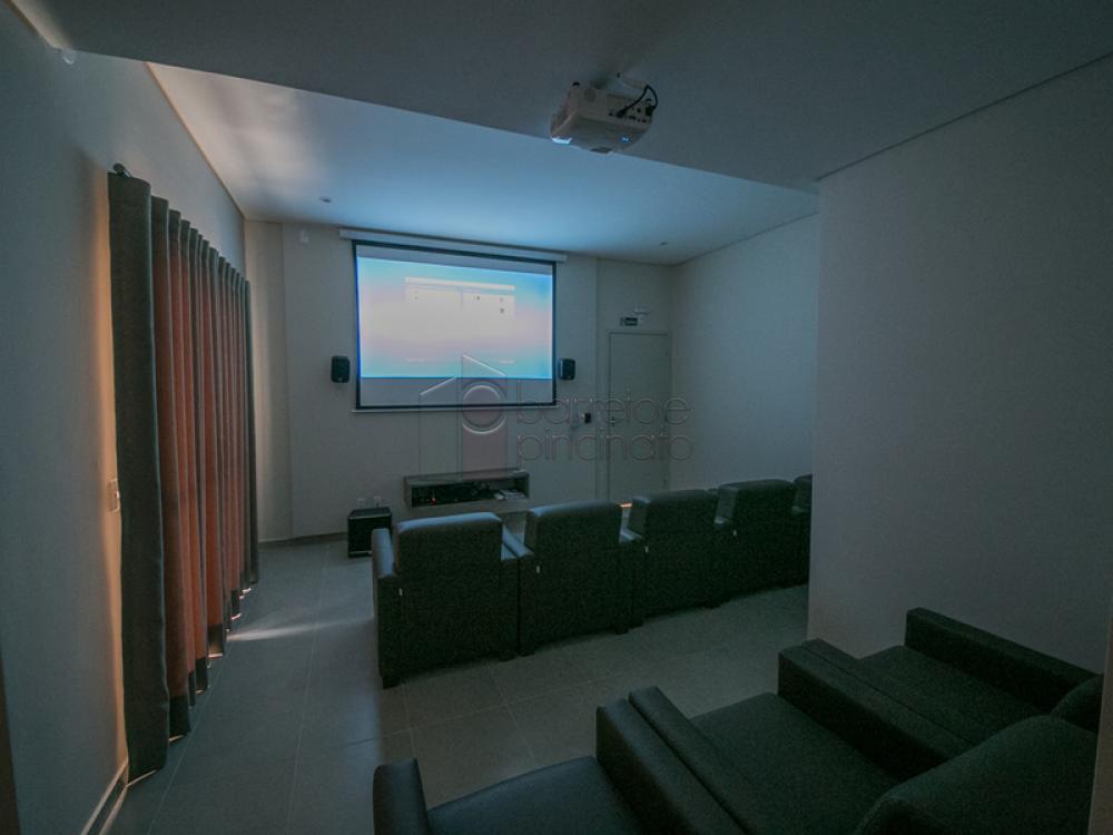 APARTAMENTO MOBILIADO À VENDA NO CONDOMÍNIO SONETO – BAIRRO ENGORDADOURO EM JUNDIAÍ/SP