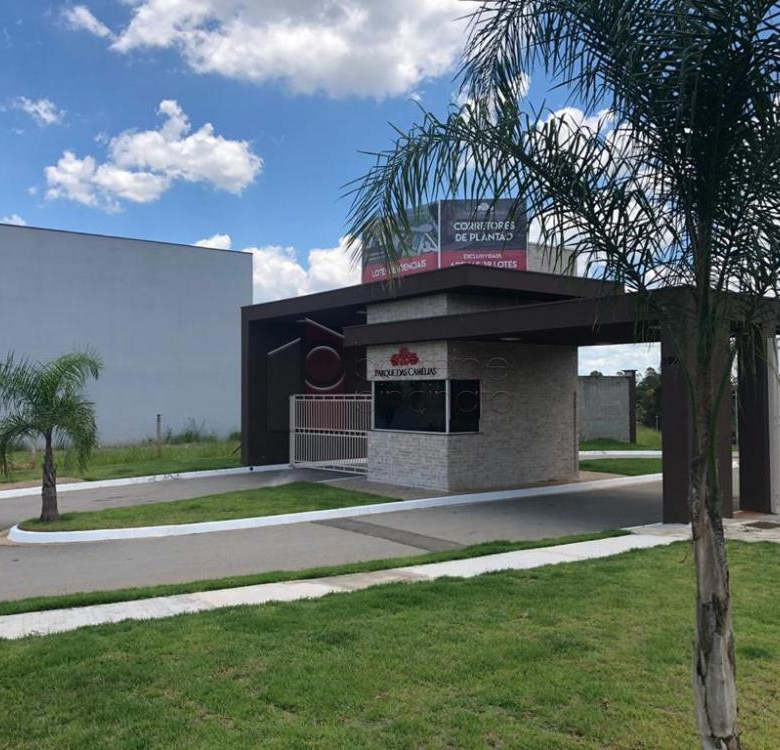 TERRENO À VENDA NO CONDOMÍNIO PARQUE DAS CAMÉLIAS – MEDEIROS – JUNDIAÍ/SP