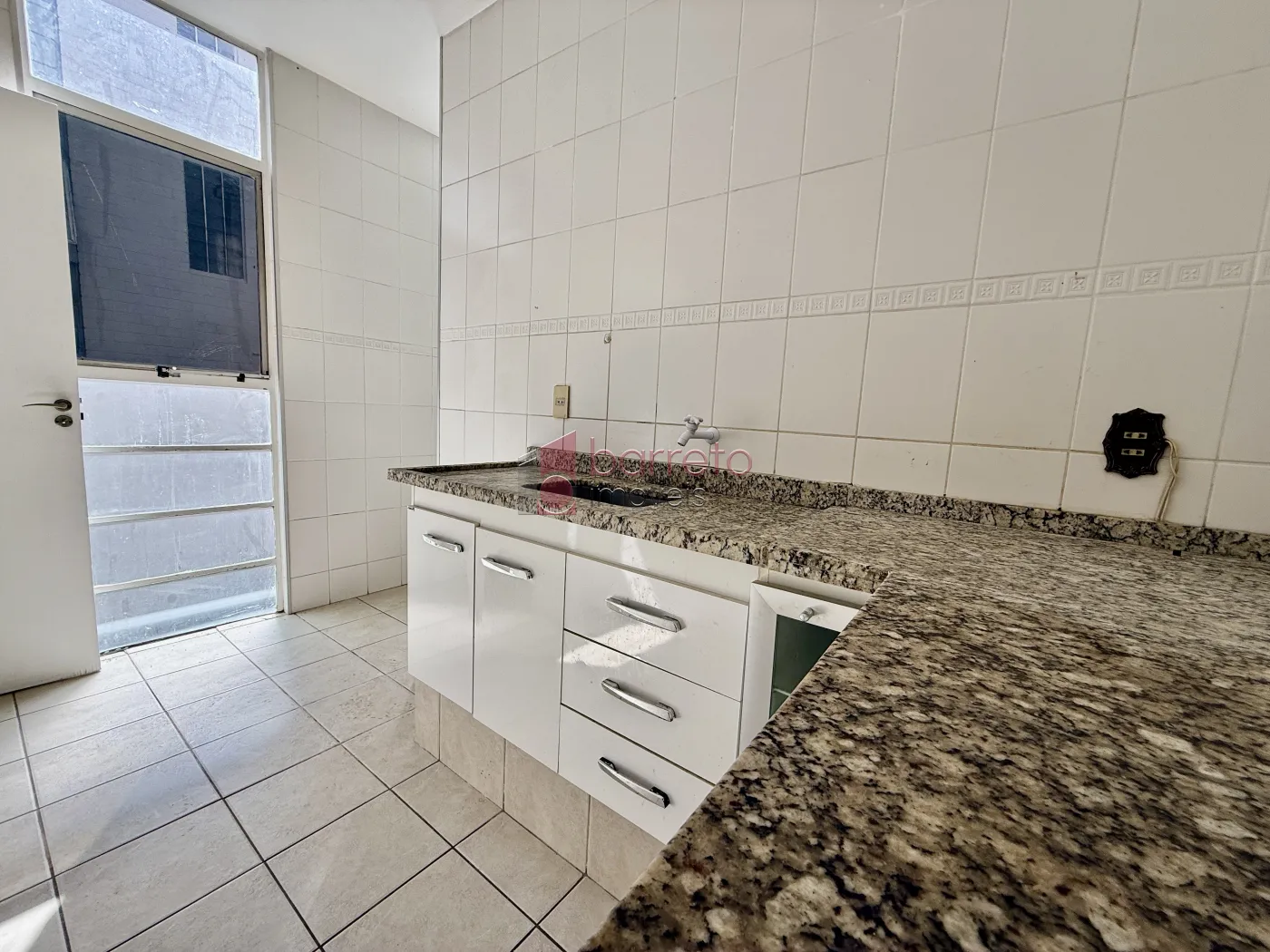 APARTAMENTO À VENDA NO CONDOMÍNIO NOVO MUNDO – BAIRRO ANHANGABAÚ JUNDIAÍ/SP