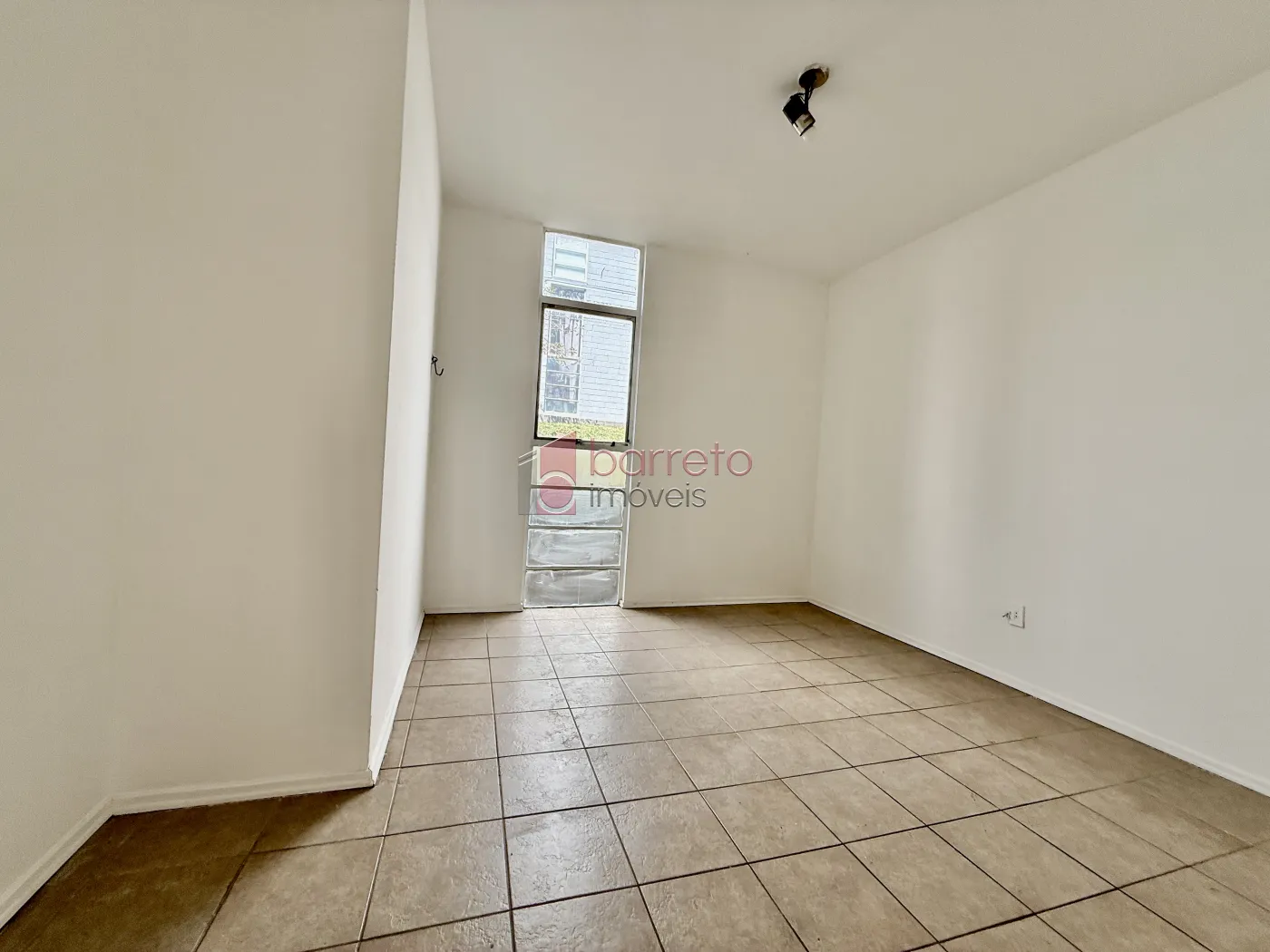 APARTAMENTO À VENDA NO CONDOMÍNIO NOVO MUNDO – BAIRRO ANHANGABAÚ JUNDIAÍ/SP