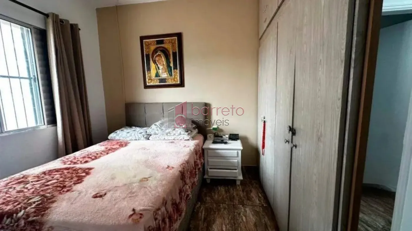 CASA COM EDÍCULA PARA VENDA E LOCAÇÃO NO JARDIM MESSINA – JUNDIAÍ/SP