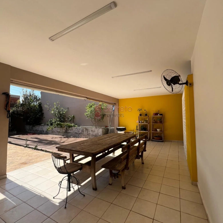 CASA À VENDA NO BAIRRO VILA AGRÍCOLA EM JUNDIAÍ/SP
