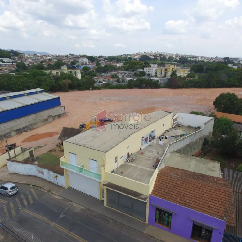 Área para venda em Atibaia, bairro Caetetuba.