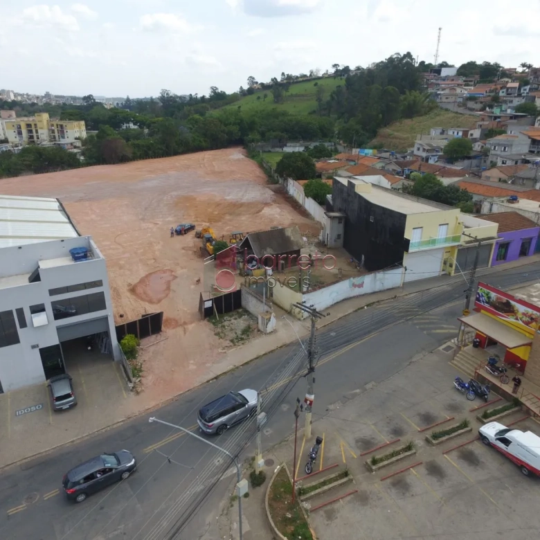 Área para venda em Atibaia, bairro Caetetuba.