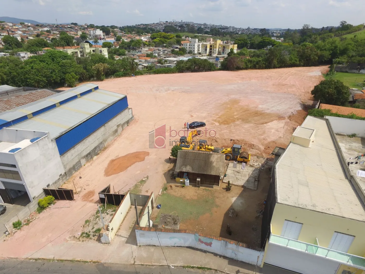 Área para venda em Atibaia, bairro Caetetuba.