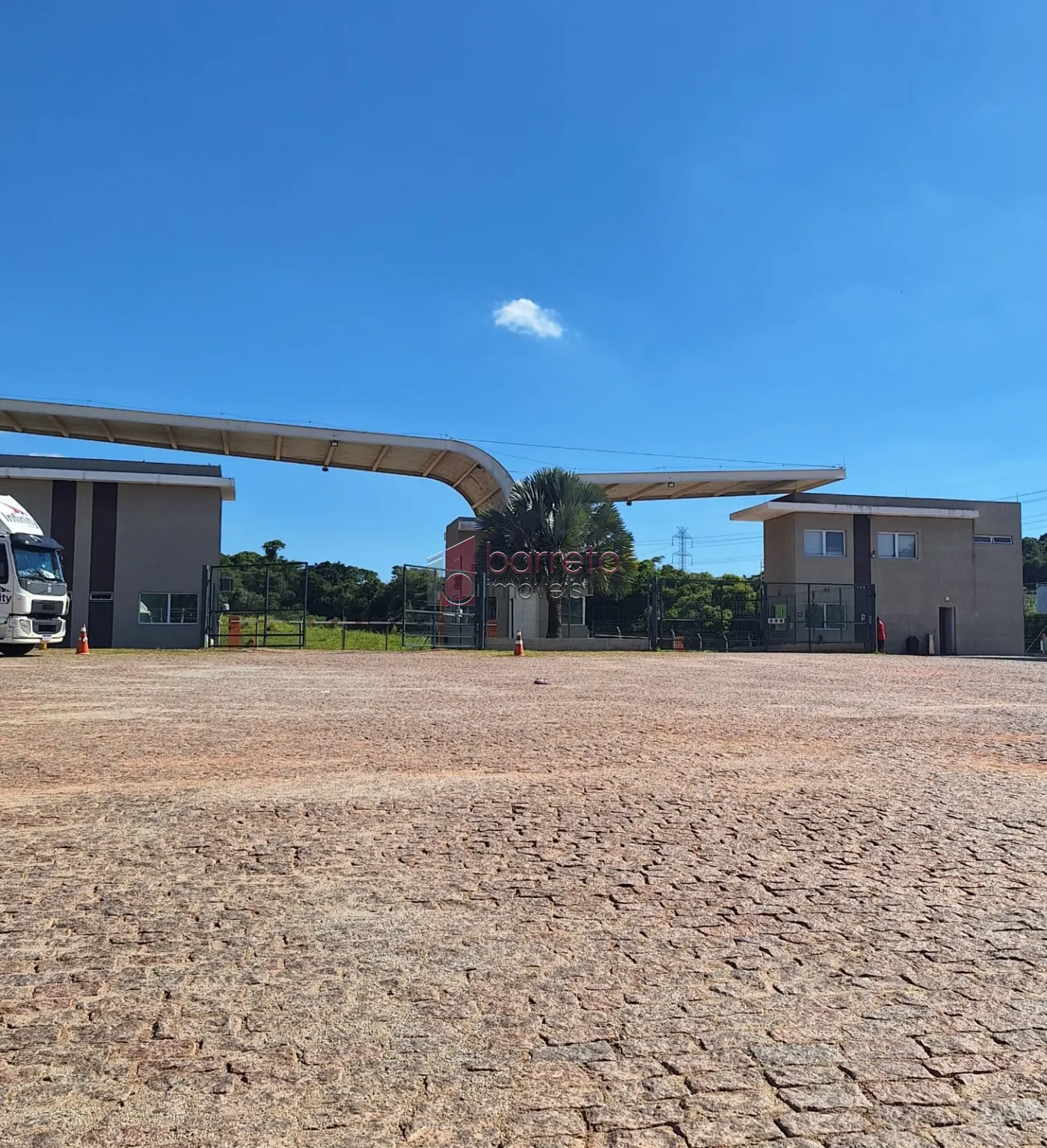 GALPÃO INDUSTRIAL PARA LOCAÇÃO NO CONDOMÍNIO CABREUVA BUSINESS PARK EM CABREUVA-SP